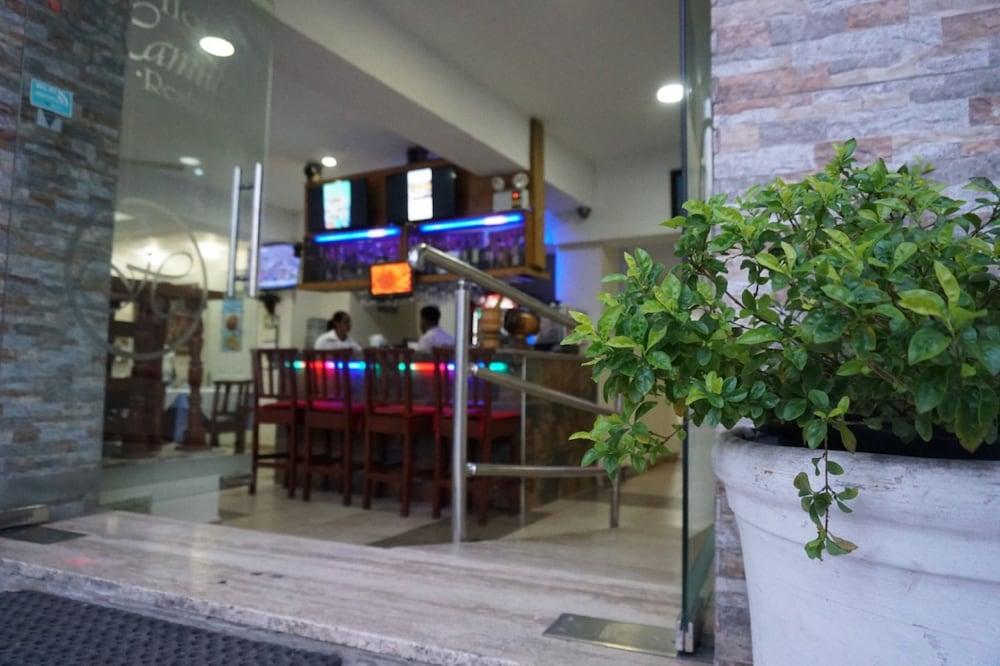 Hotel Restaurant Hamilton Boca Chica Exterior photo