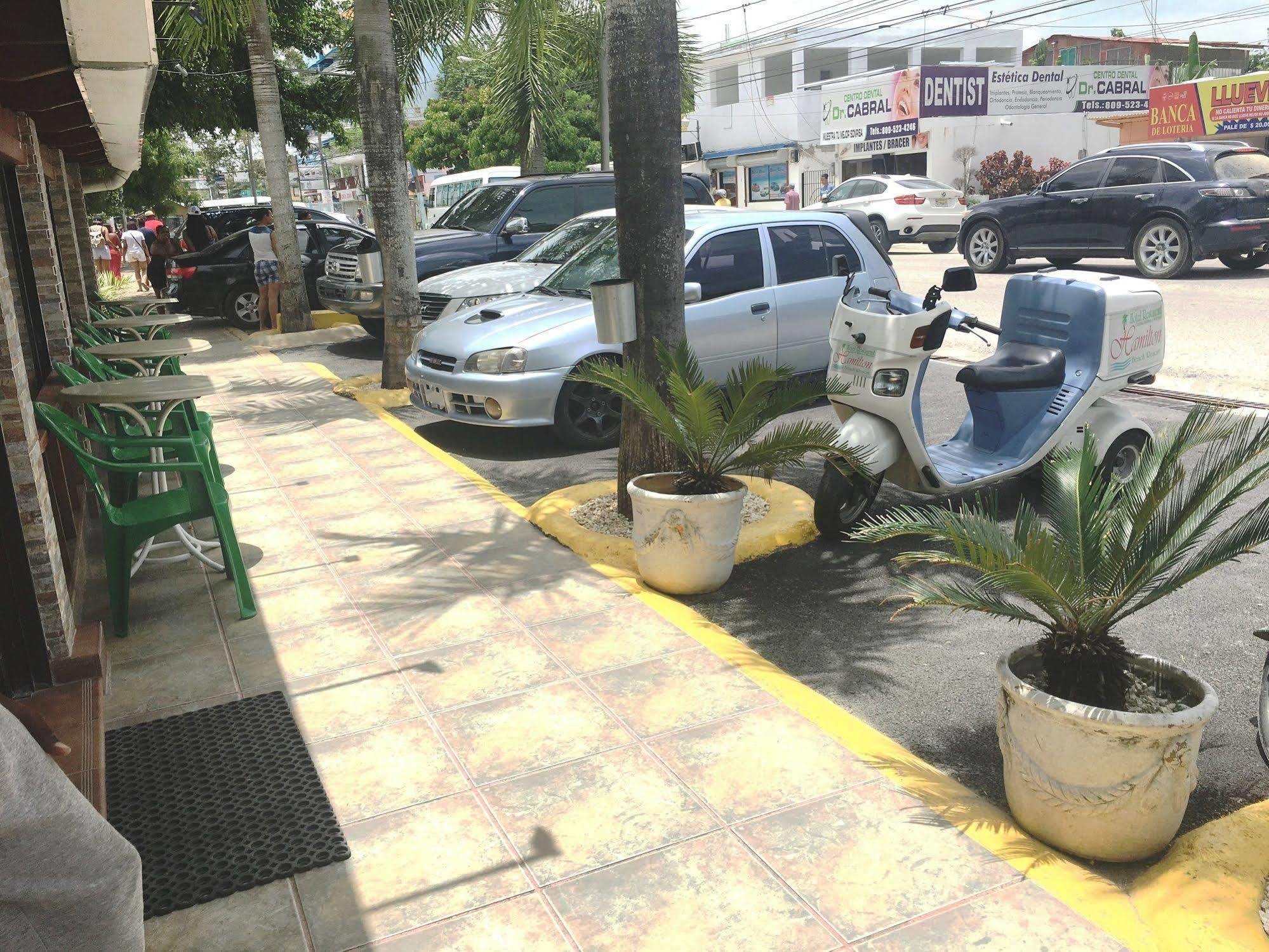 Hotel Restaurant Hamilton Boca Chica Exterior photo